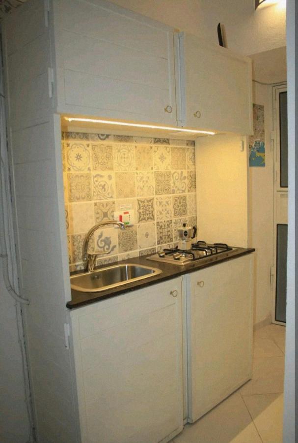 Piccola maison nel centro di Napoli Esterno foto