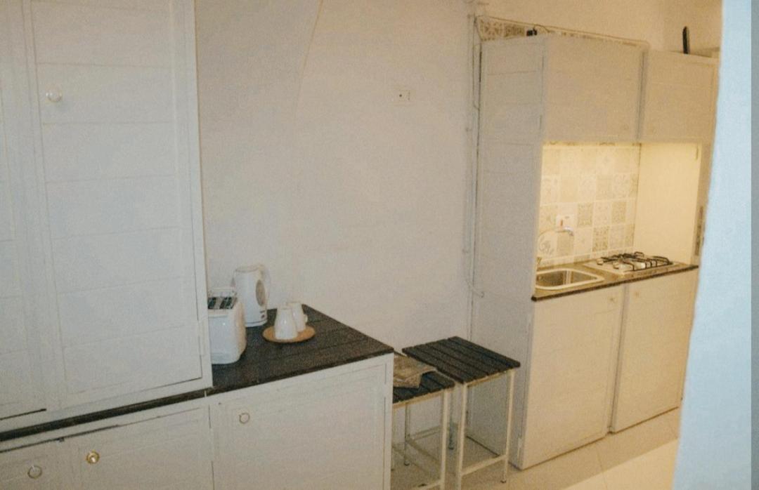 Piccola maison nel centro di Napoli Esterno foto